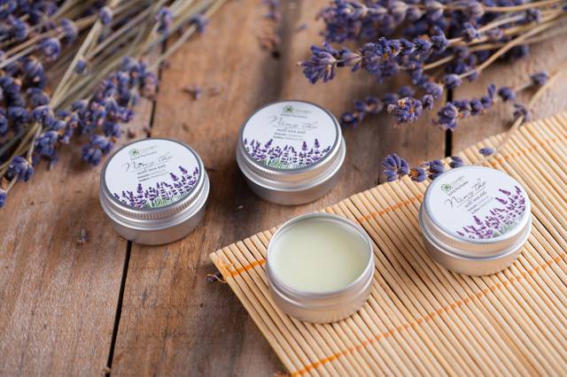 Nước Hoa Dạng Sáp